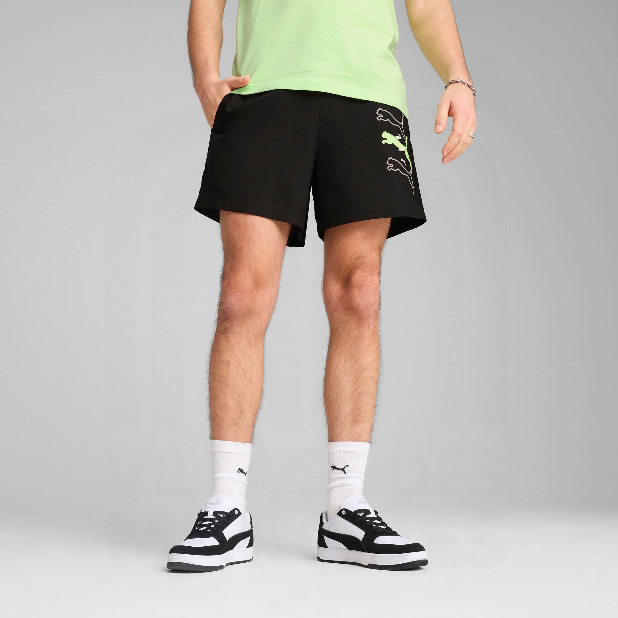 68467301-2.jpg
